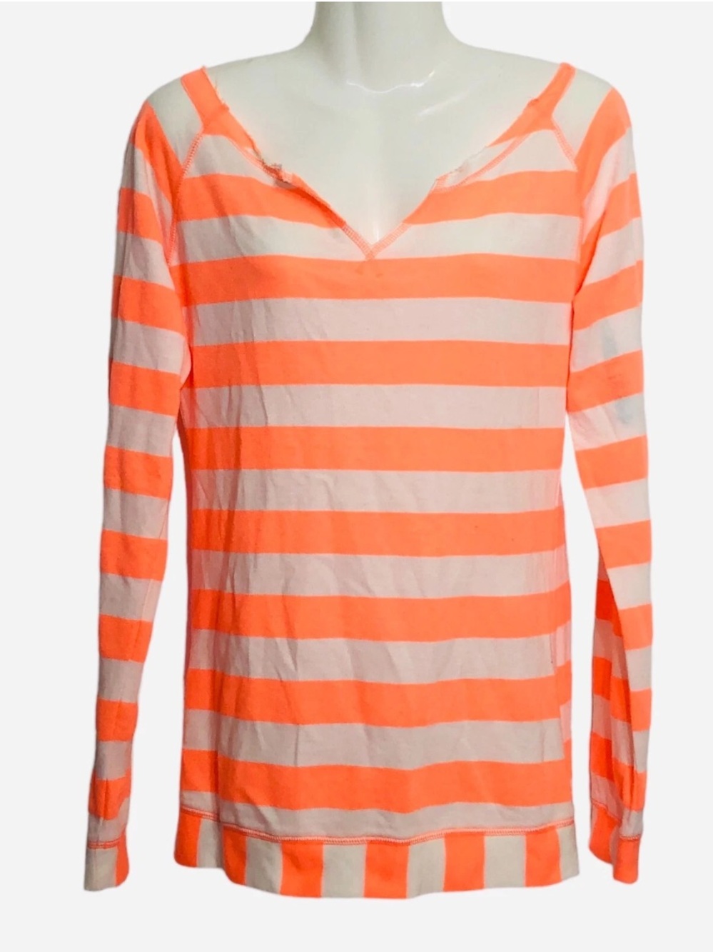 West Surfing Australia Brand Womens Tee Size 14 Striped V-Neck Lightweight Beach